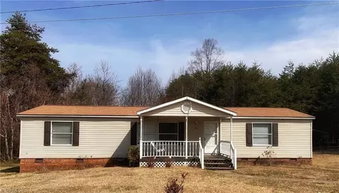 145 Oriole Dr, Stoneville, NC 27048