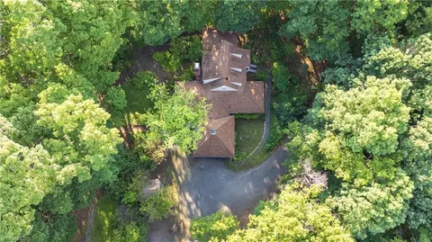 560 Bethlehem Church Rd, Eden, NC 27288