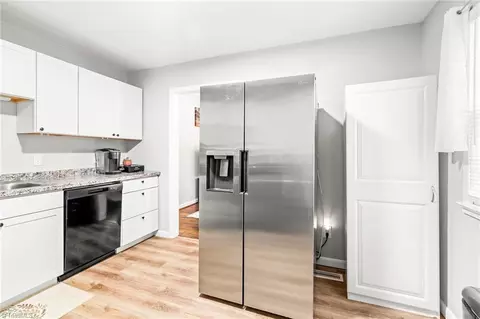 Kitchen - 1126 Springfield Rd E, High Point, NC 27263 photo 2 of 3