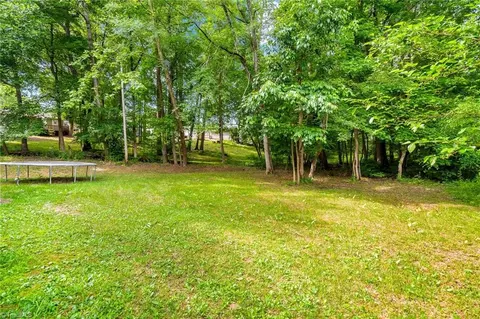 Exterior - 1126 Springfield Rd E, High Point, NC 27263 photo 6 of 8