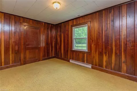 Bedroom - 6704 Welborn Rd, Trinity, NC 27370 photo 1 of 7