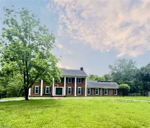 4843 Harvey Rd, Jamestown, NC 27282
