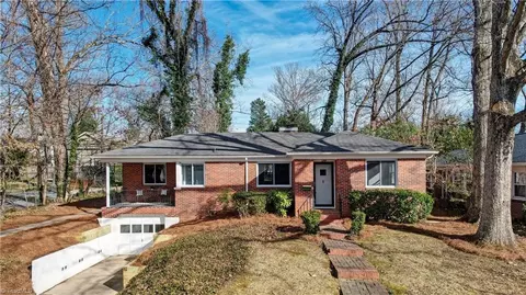302 Elam Ave N, Greensboro, NC 27403