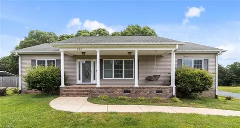 255 Dovefield Dr, Summerfield, NC 27358
