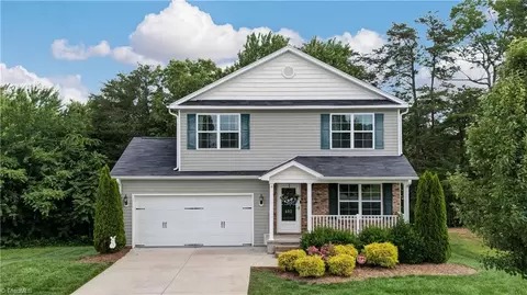 402 Carter Ridge Dr, Reidsville, NC 27320