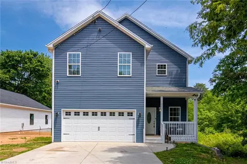 5035 Scenic Dr, Winston Salem, NC 27105