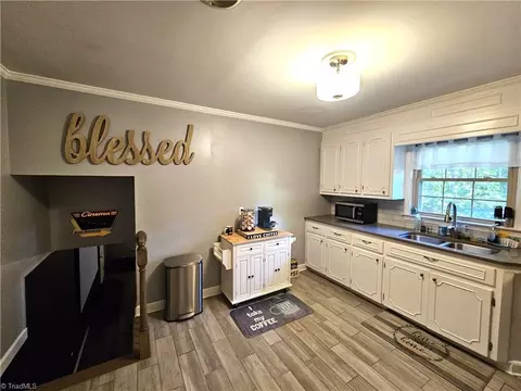 Kitchen - 831 Sunset Dr, Pilot Mountain, NC 27041 photo 2 of 2