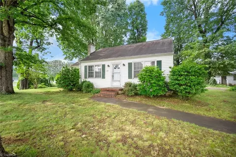 1661 Brewer Rd, Winston Salem, NC 27127