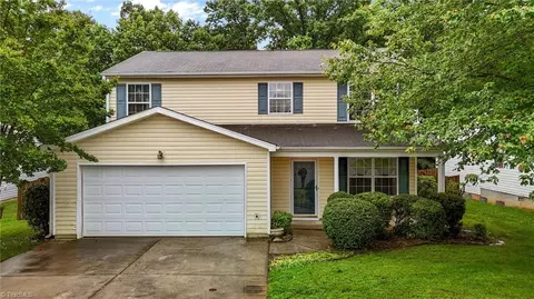 219 Calla Lilly Ln, Kernersville, NC 27284