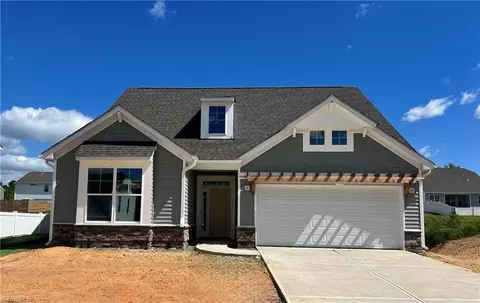 1239 Guyton Dr, Winston Salem, NC 27127