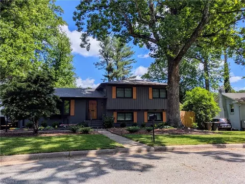 1508 Lafayette Ct, Greensboro, NC 27408