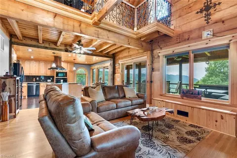 419 Woodpecker Rd, Purlear, NC 28665 photo 8