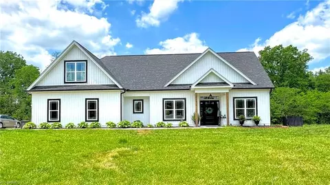3855 Holly Grove Rd, Lexington, NC 27292