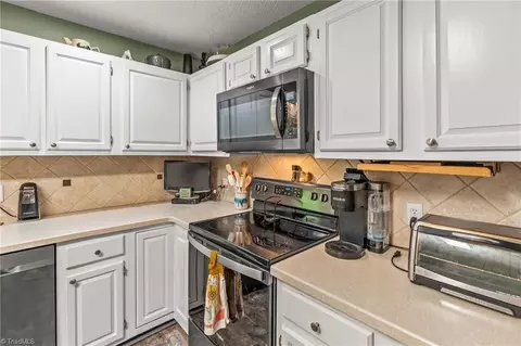 3866 Creekview Dr, Trinity, NC 27370 photo 14
