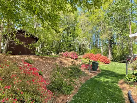 3866 Creekview Dr, Trinity, NC 27370 photo 3