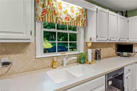 3866 Creekview Dr, Trinity, NC 27370 photo 13