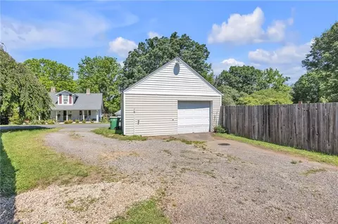 Exterior - 307 Key St S, Pilot Mountain, NC 27041 photo 11 of 12