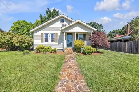 307 Key St S, Pilot Mountain, NC 27041