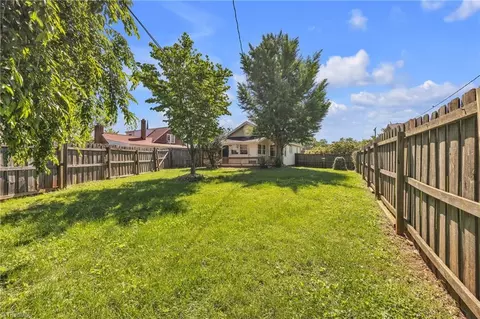 Exterior - 307 Key St S, Pilot Mountain, NC 27041 photo 6 of 12