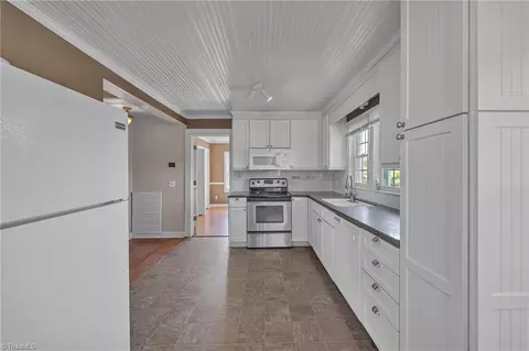 Kitchen - 307 Key St S, Pilot Mountain, NC 27041 photo 2 of 2