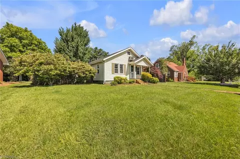 Exterior - 307 Key St S, Pilot Mountain, NC 27041 photo 2 of 12