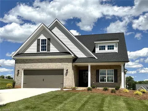 308 Grandworth Way, King, NC 27021