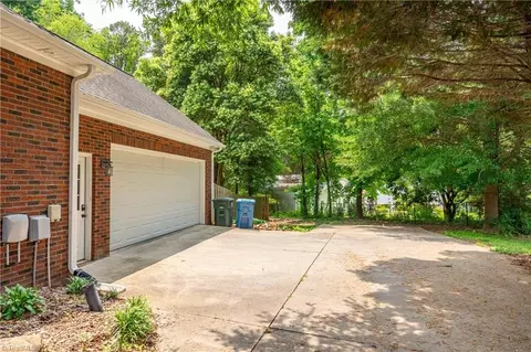 2005 Schofield Pl, Salisbury, NC 28144 photo 3