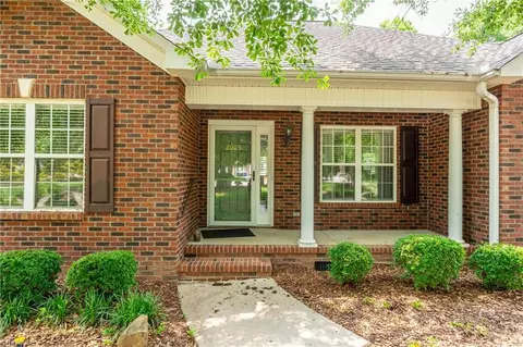 2005 Schofield Pl, Salisbury, NC 28144 photo 4