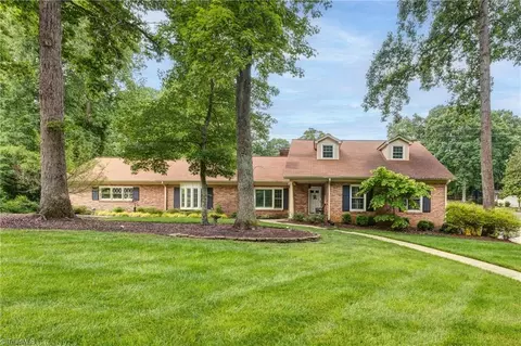 1317 Longcreek Dr, High Point, NC 27262