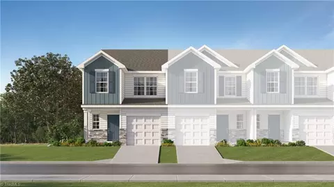 140 Plumtree Ct, King, NC 27021
