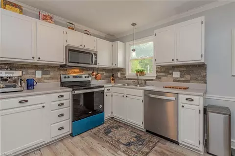 7741 Hampton Rd, Clemmons, NC 27012 photo 14
