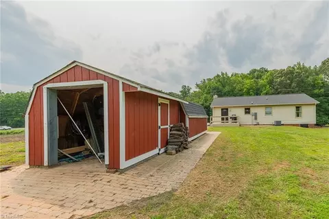 7741 Hampton Rd, Clemmons, NC 27012 photo 37