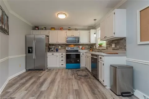 7741 Hampton Rd, Clemmons, NC 27012 photo 13