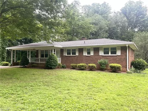 437 Charles Dr, Winston Salem, NC 27107