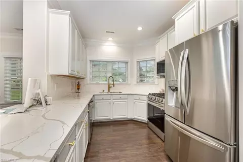 Kitchen - 655 Stags Leap Ct, High Point, NC 27265 photo 2 of 2