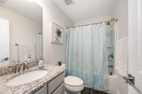 Bath - 655 Stags Leap Ct, High Point, NC 27265 photo 4 of 4