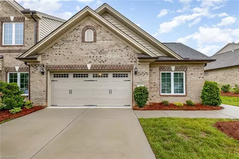 Exterior - 655 Stags Leap Ct, High Point, NC 27265 photo 2 of 8