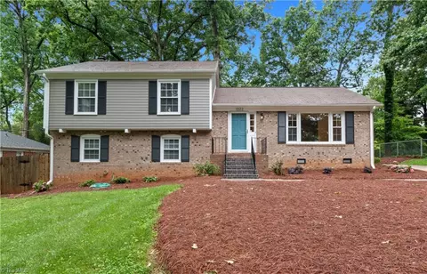 1022 Willowlake Rd, Winston Salem, NC 27106