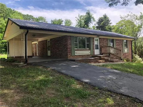 2727 Flower Gap, Cana, VA 24317