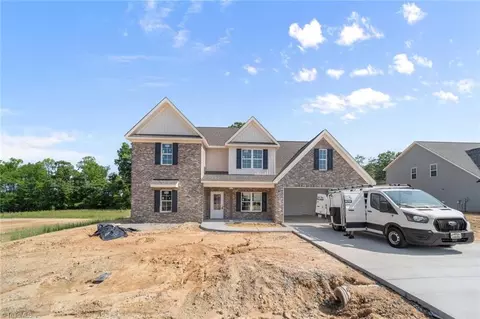 Exterior - 154 Enclave Dr, Clemmons, NC 27012 photo 1 of 6
