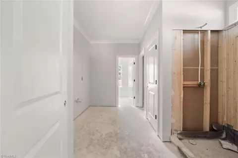 Entry Way - 154 Enclave Dr, Clemmons, NC 27012 photo 4 of 6