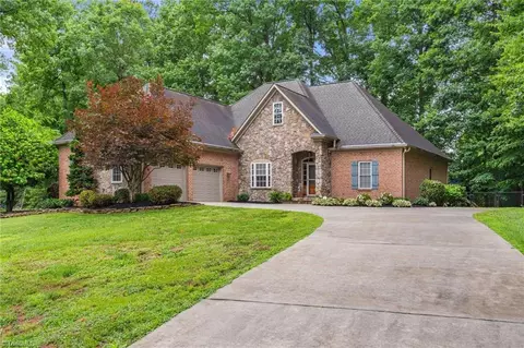 111 Garden Valley Dr, Winston Salem, NC 27107