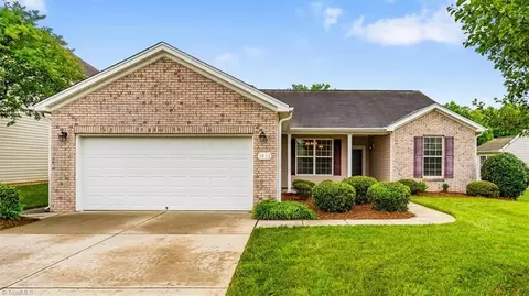 3835 Raintree Dr, Greensboro, NC 27407