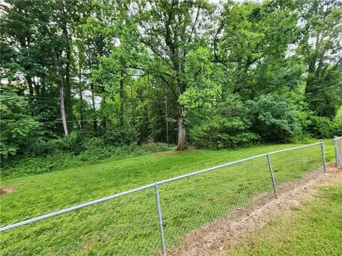 Exterior - 1129 Foxtrot Ct, King, NC 27021 photo 11 of 13