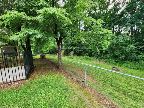 Exterior - 1129 Foxtrot Ct, King, NC 27021 photo 12 of 13