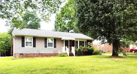 404 Oakgrove Dr, Graham, NC 27253