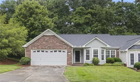 110 Miller Pointe Dr, Winston Salem, NC 27106