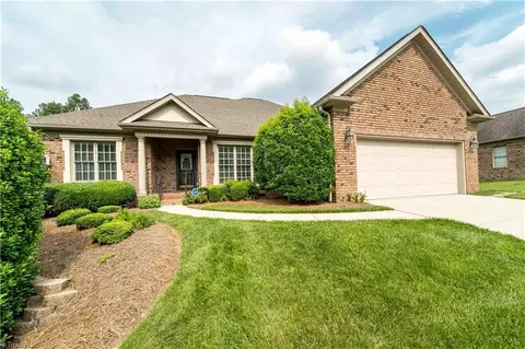 2334 Addison Blvd, High Point, NC 27262 photo 10