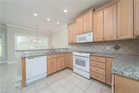 2334 Addison Blvd, High Point, NC 27262 photo 25