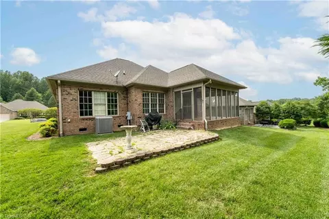 2334 Addison Blvd, High Point, NC 27262 photo 8
